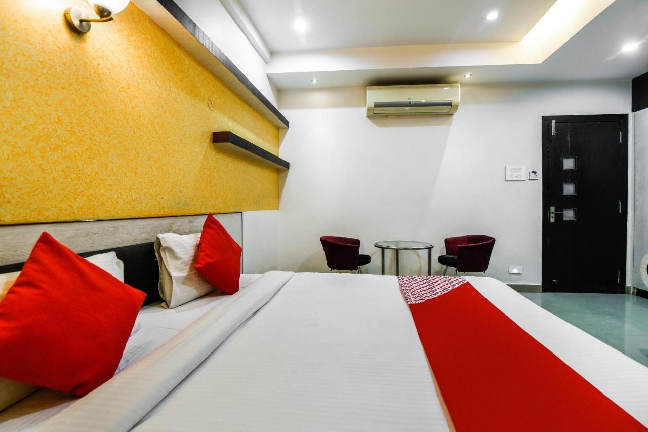 Oyo 30414 Hotel Us Residency Aurangabad  ภายนอก รูปภาพ