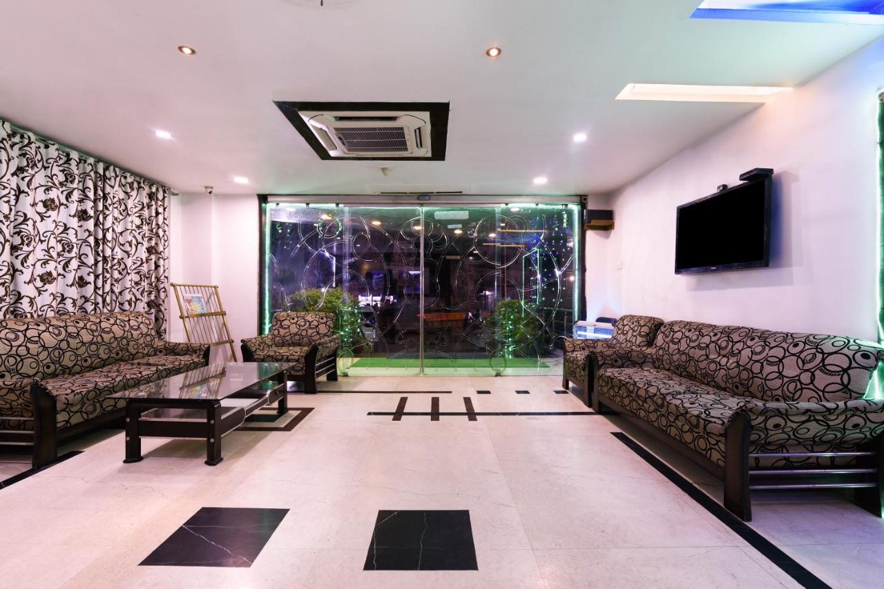 Oyo 30414 Hotel Us Residency Aurangabad  ภายนอก รูปภาพ