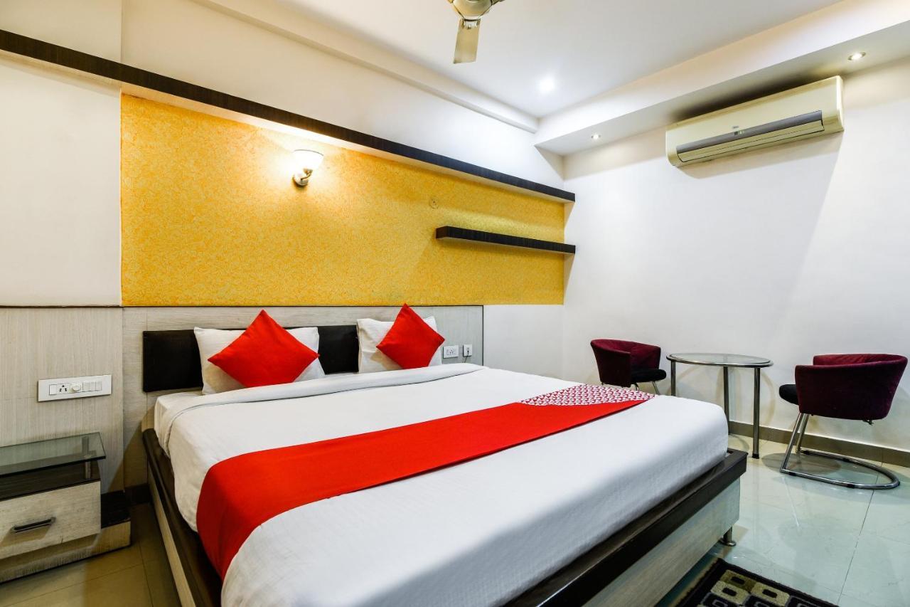 Oyo 30414 Hotel Us Residency Aurangabad  ภายนอก รูปภาพ